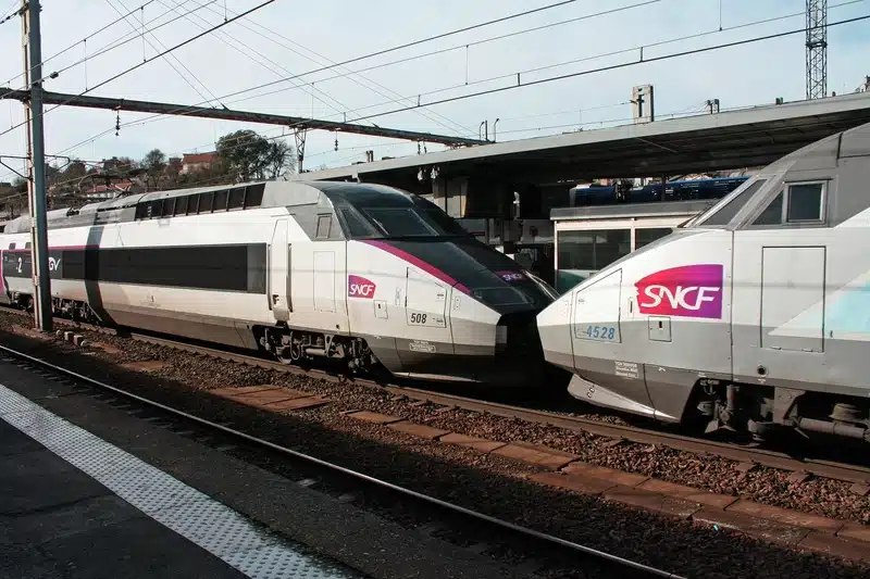 Grand voyageur SNCF : faut-il souscrire et pour quels avantages ?