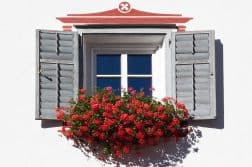 Choisir le menuisier parfait pour votre projet à Mantes-la-Jolie : astuces et conseils