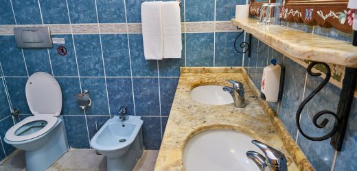 Revêtement de sol pour salle de bains : pourquoi choisir le marbre ?